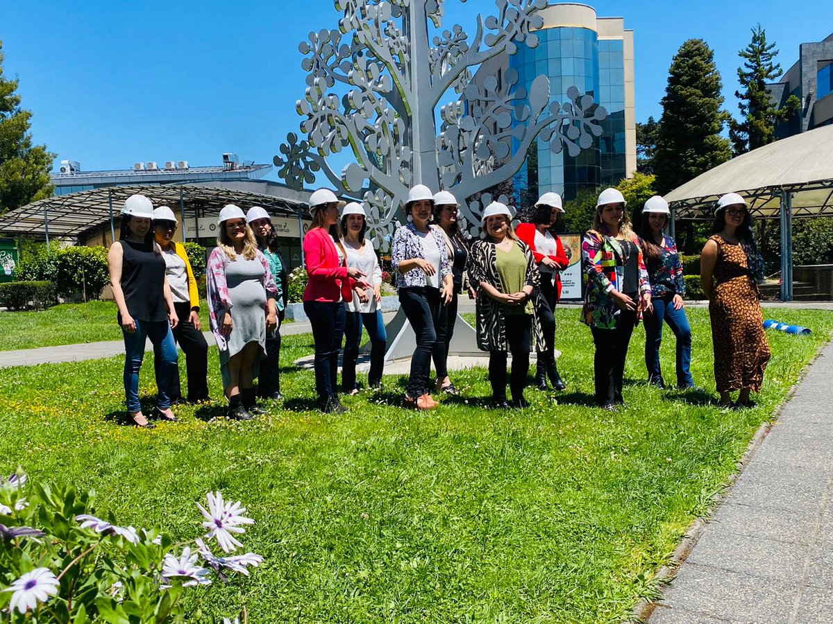 Hoy por fin nos reunimos con las MUCC , #Mujeres_en_Construcción abriendo espacios a todas las mujeres ingenieras de distintas especialidades 👏🏻👏🏻. 
Desde esta semana nuestra <a href="/ingenieria_uss/">FIT U. San Sebastián</a> y sus postgrados son parte de este equipo.
Vamos por más!!
 @PostgradosUSS