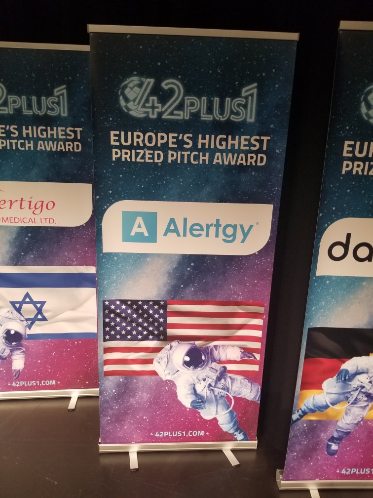 MedStartr's tweet photo. Very proud of our Portfolio company @Alertgy for winning the #42plus1 #Challenge #LargestPitchPrize in #EU for their #noNeedle #Diabetes #CGM #Watch Great Job Team! #T1 #T2d #wearable #futureofmedicine #pinksocks #vc https://t.co/0yoBFnuNnw