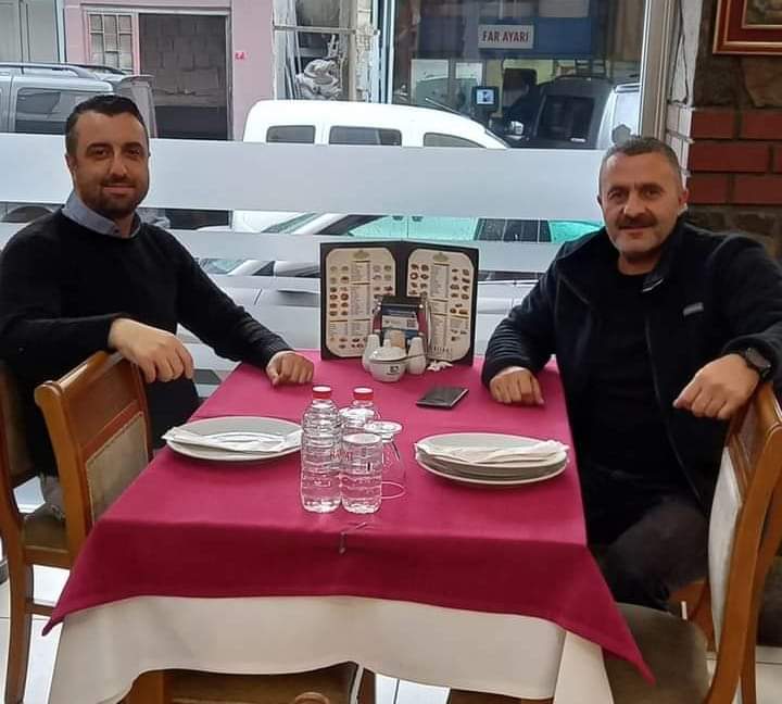 isderfd's tweet photo. Araştırmacı Yazar Kocaeli TV Program Yapımcısı
Genel Başkanımızın değerlidostu
Ali İhsan Adıgüzel misafirimiz oldu... 
Vatan,Millet sevdamız üzerine, güzel ve manidar sohbet gerçekleştirdiler.Kendisine ziyaretleri için teşekkür ediyoruz.
#BumemleketBizim
#Birliktedahagüçlüyüz https://t.co/MUEPM2EVks