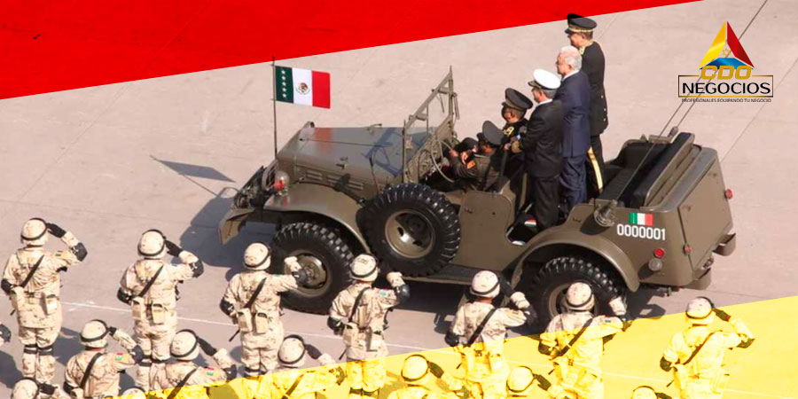 CdoNegocios_Of's tweet photo. Más de 15 mil elementos de las fuerzas armadas iniciaron el desfile para conmemorar el 111 aniversario del inicio de la Revolución Mexicana. 
https://t.co/ljtPMEtH46 https://t.co/HkcZWJD85W