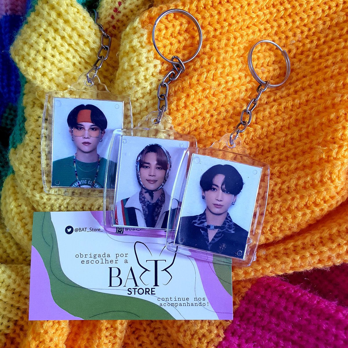 BAT_Store_'s tweet image. Boa tarde pessoinhas! ❤

Que tal darem uma olhadinha no nosso instagram? 
Atendemos por lá também e podem dar uma espiadinha em produções e em fotos reais dos produtos da BAT também! Quem puder dar uma forcinha por lá, ficaria extremamente grata!

instagram.com/b.a.t_store?ut…