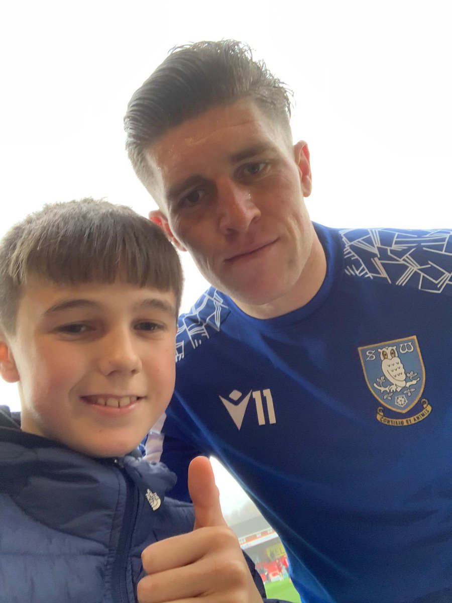 bobsbooth's tweet photo. @WindassJnr You made this guy’s day today thank you👍 you didn’t have to especially as we were in the home end 🥷

You’d have made mine if you’d have come on. Hopefully Tuesday wawaw https://t.co/rnaGgdXmBK