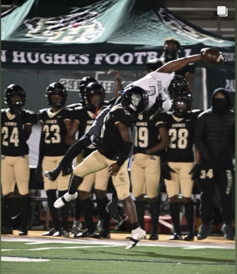 Safe to say what ⁦<a href="/XavierWright122/">_wavyboizay_</a>⁩ has accomplished this year the offers will continue to flow in, #1 in the Region in INT’s #2 in the state! ⁦Not to mention the amazing catches he’s made at WR. #WEALLWEGOTWEALLWENEED