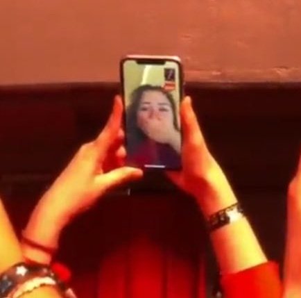 myglosshy's tweet photo. una ganas de tener una amiga que estuviera ayer en el concierto me hiciera una vídeo llamada para a Bangtan https://t.co/u6czTaA3lb
