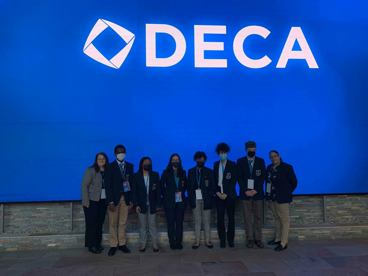 Platt DECA leaders at The Ultimate DECA Power Trip 2021 in Boston!