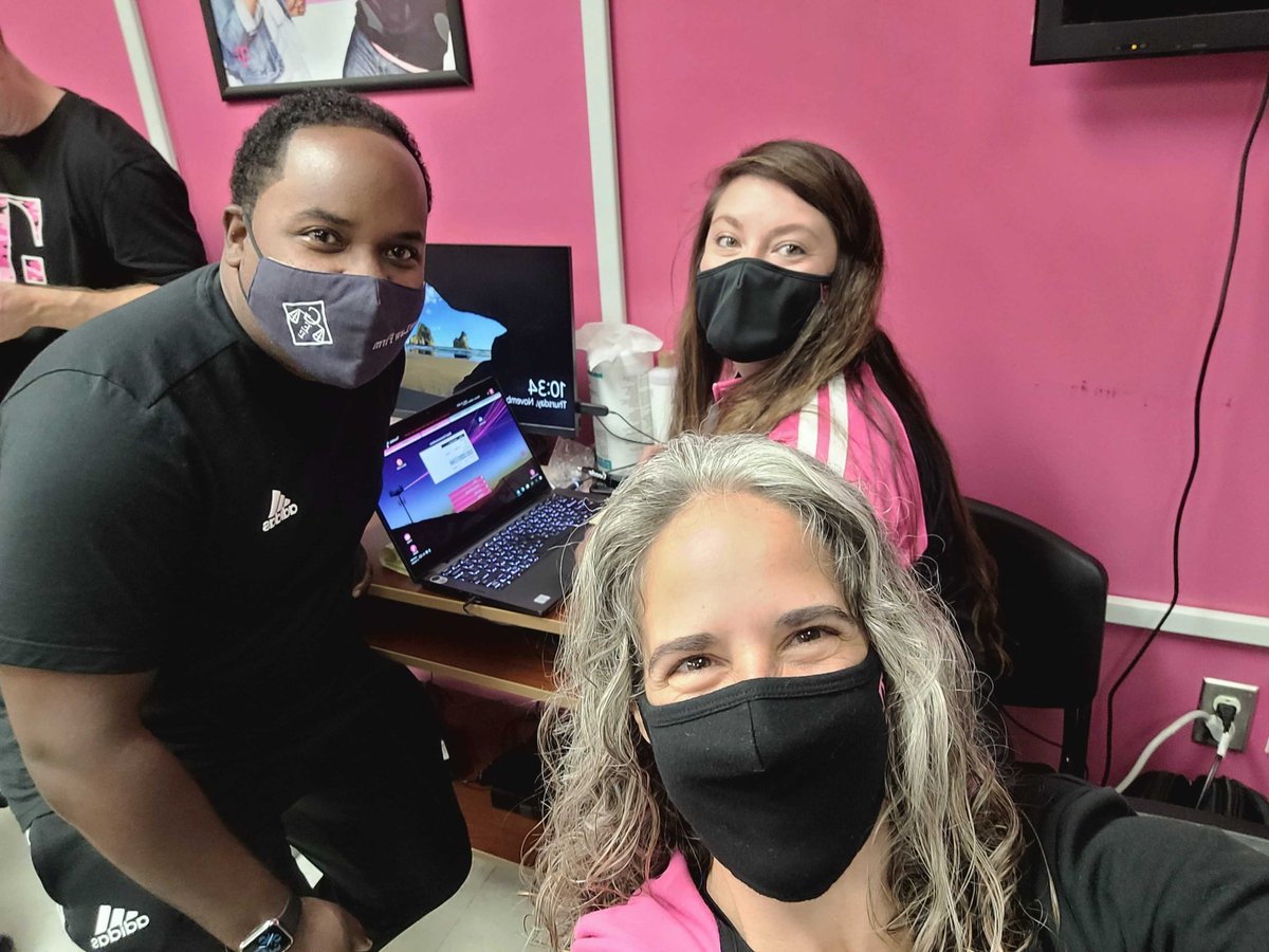 Loved getting to spend time with all the leaders in our market and meet Annie this week!! Energy was high and we're all ready to open up a huge can of BOOMSAUCE for this holiday season!