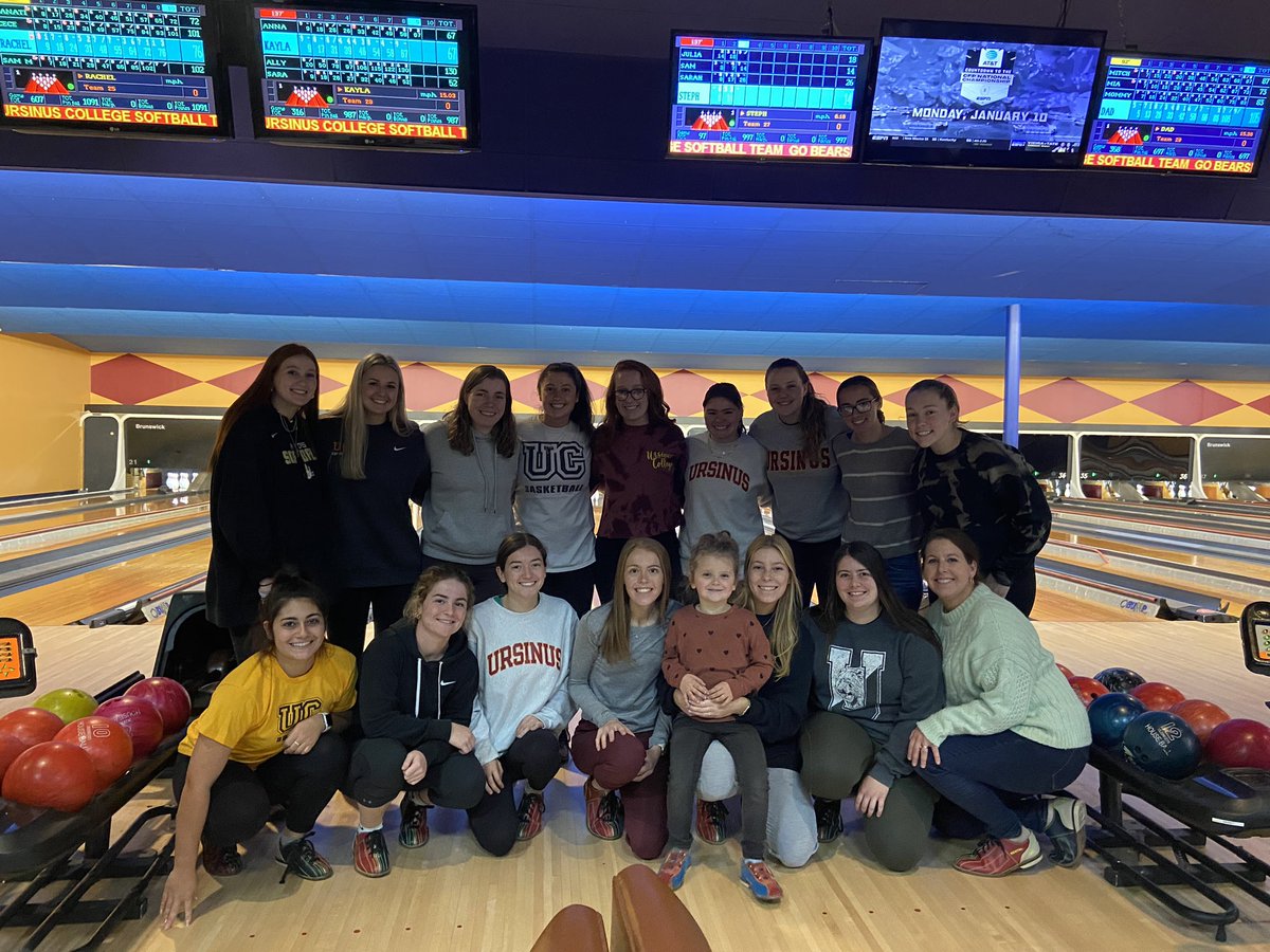 UrsinusSball's tweet photo. Great day!!! Thanks @PalaceBowling for hosting us!! #UCSBT❤️ https://t.co/1YOfm0eXKz
