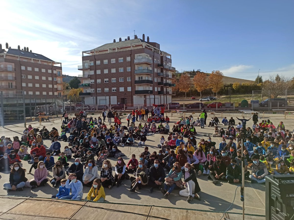 Hoy, sábado 20 de noviembre nos hemos juntado cerca de 500 personas, síguiendo los protocolos sanitarios, para disfrutar del 📣 Día Mundial de los Derechos de la infancia

<a href="/SalesianosSSM/">Salesianos SSM</a>
<a href="/federboscocyl/">Federación CCJJ Don Bosco CyL</a> 
<a href="/ScoutsCyL/">Scouts Castilla Leon</a> 
<a href="/CJCyL/">Consejo de la Juventud de Castilla y León</a> 
<a href="/diputacionPalen/">Diputación de Palencia</a>