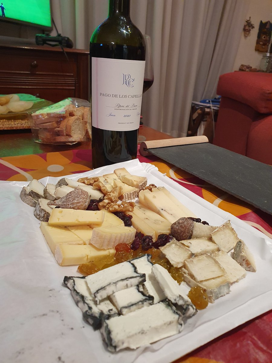 MartaRodriguezF's tweet image. N'hi ha que es cuiden molt bé ehhhh @eduardsola!!!! #CalFormatger