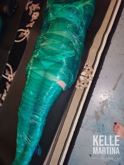 Doesn't Miss @NatashaZare look amazing in bondage? We got a little naughty with some plastic wrap. https://t<a class="tags" href="/tag/natashazare">@natashazare</a>