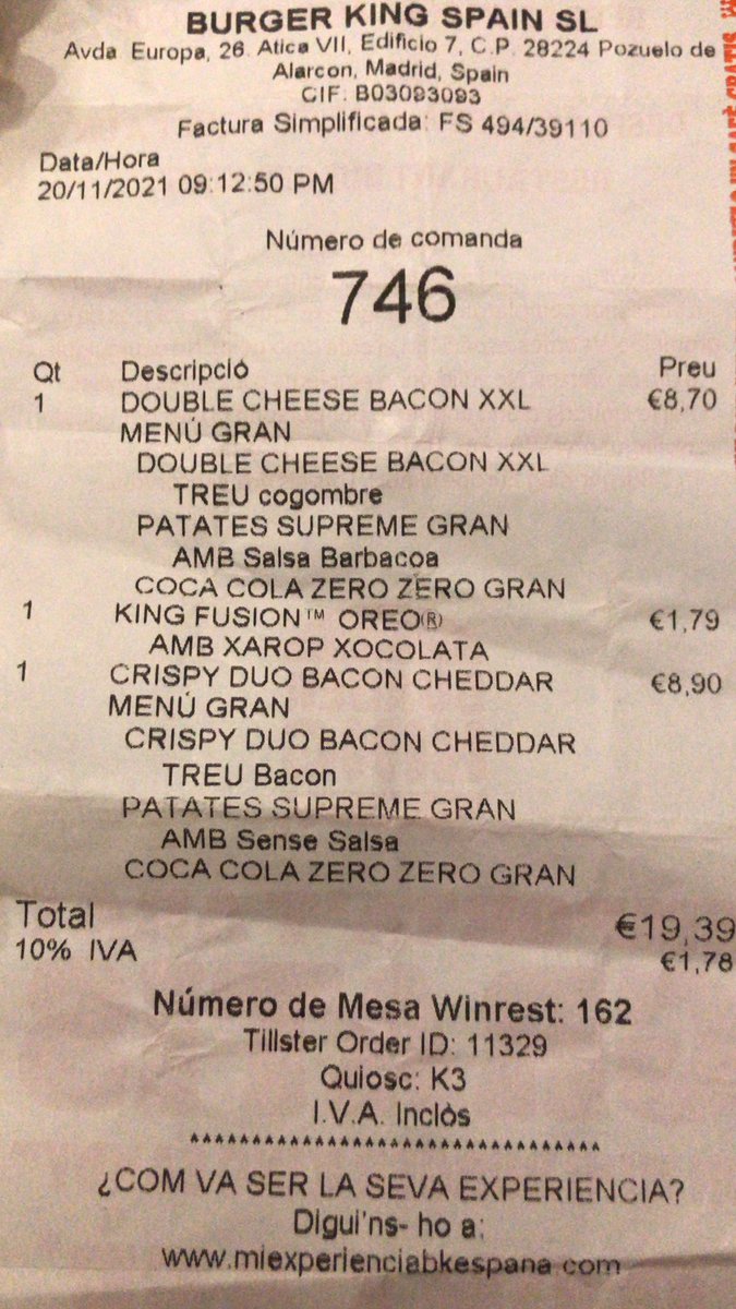 Tonifoixench's tweet photo. @burgerking_es que hemos de hacer cuando lo que pedimos en BurguerKing Sant Cugat para llevar no se corresponde con lo que hemos pagado? No tenemos teléfono de atención al cliente, después de hacer cola de 1 hora patatas equivocadas, no está el helado, y no son lo que pedimos https://t.co/RPbA3KlWQC