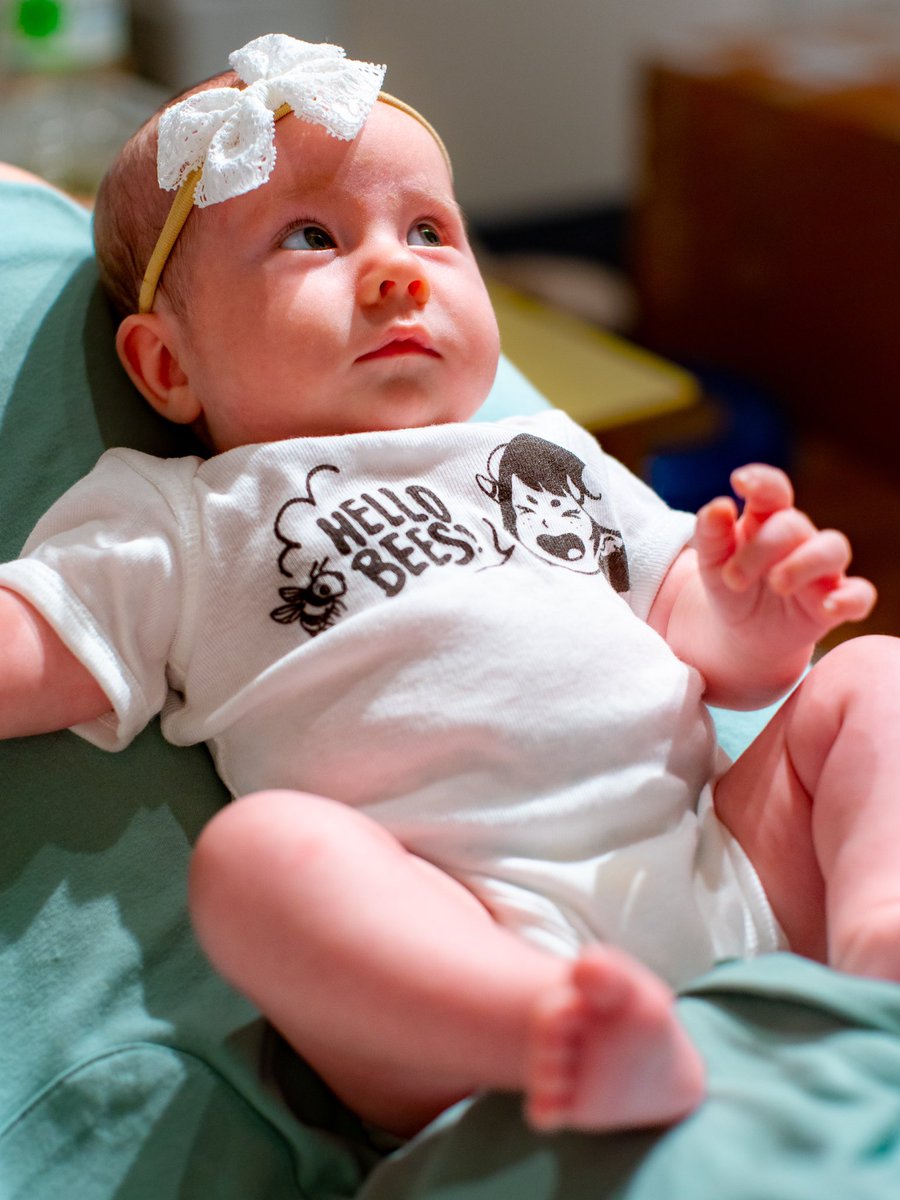 littlefierce72's tweet photo. My adorable little niece in her first piece of CR merch!
Photo taken by her dad, Josh.
#hellobees #jester #campaign2 #babycritter #startemyoung @CriticalRole @LauraBaileyVO #merchmom https://t.co/lNualehtzr