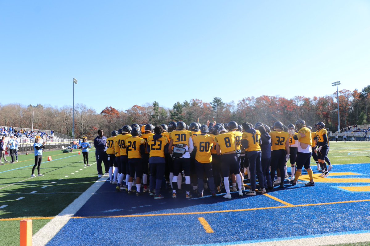 Congrats #UMassDFootball 🏈