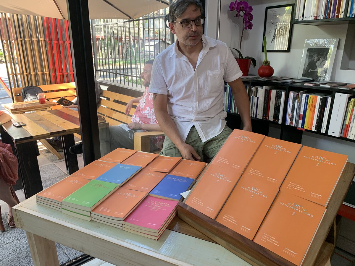 Communes_CL's tweet image. Vamos a transmitir en vivo por instagram colectivo.communes a las 19:00