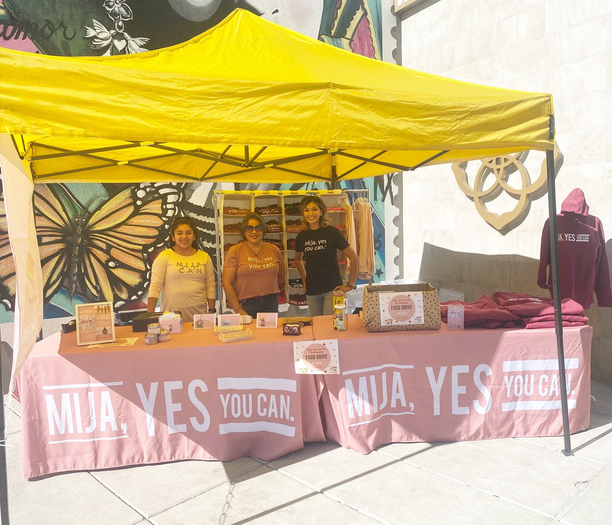 mijayesyoucan's tweet photo. 💛 Join The Mijas for our @kendrascott Gives Back Event happening today until 4 pm!

🥫 Bring a canned food item and receive 10% off your Mija gear purchase!

•••••
#MijaYesYouCan #MijaPower #MijaStrong #KendraScott #KendraGivesBack https://t.co/R3ovQ8p8CF