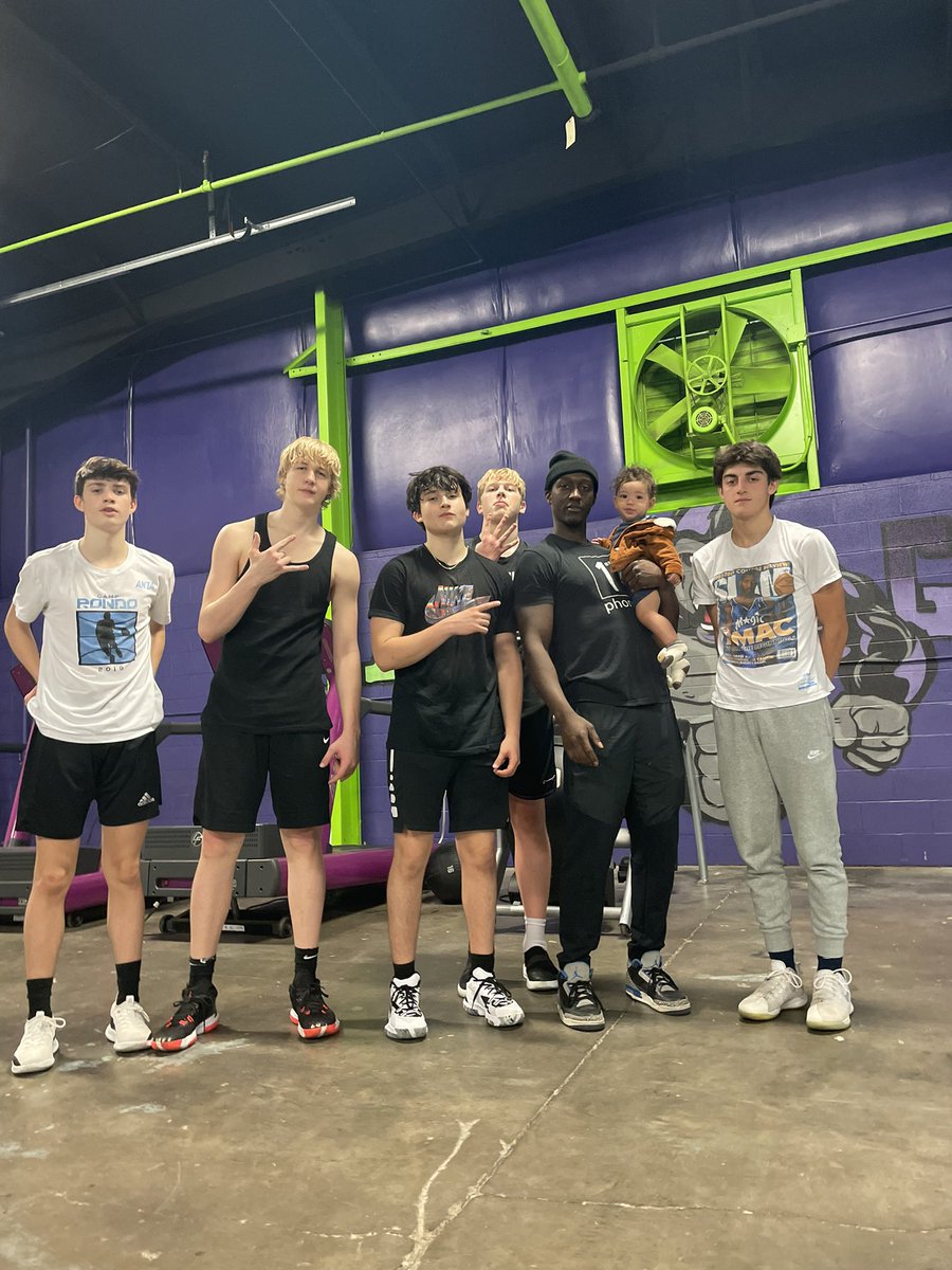 Coach Hicks (@coachfitup) on Twitter photo Great workout today with my Desales kids. Itβs a privilege to train these guys and get the best out of them each time. Welcoming <a href="/logantharp8/">logan tharp</a> to the squad as well. Letβs Work Fellas πΆ <a href="/willcgibson15/">Will Gibson</a> <a href="/crew_gibson/">Crew Gibson</a> @brady_cummins8 <a href="/CarterBischoff/">Carter Bischoff</a> #FitUpPerformance Great workout today with my Desales kids. Itβs a privilege to train these guys and get the best out of them each time. Welcoming <a href="/logantharp8/">logan tharp</a> to the squad as well. Letβs Work Fellas πΆ <a href="/willcgibson15/">Will Gibson</a> <a href="/crew_gibson/">Crew Gibson</a> @brady_cummins8 <a href="/CarterBischoff/">Carter Bischoff</a> #FitUpPerformance