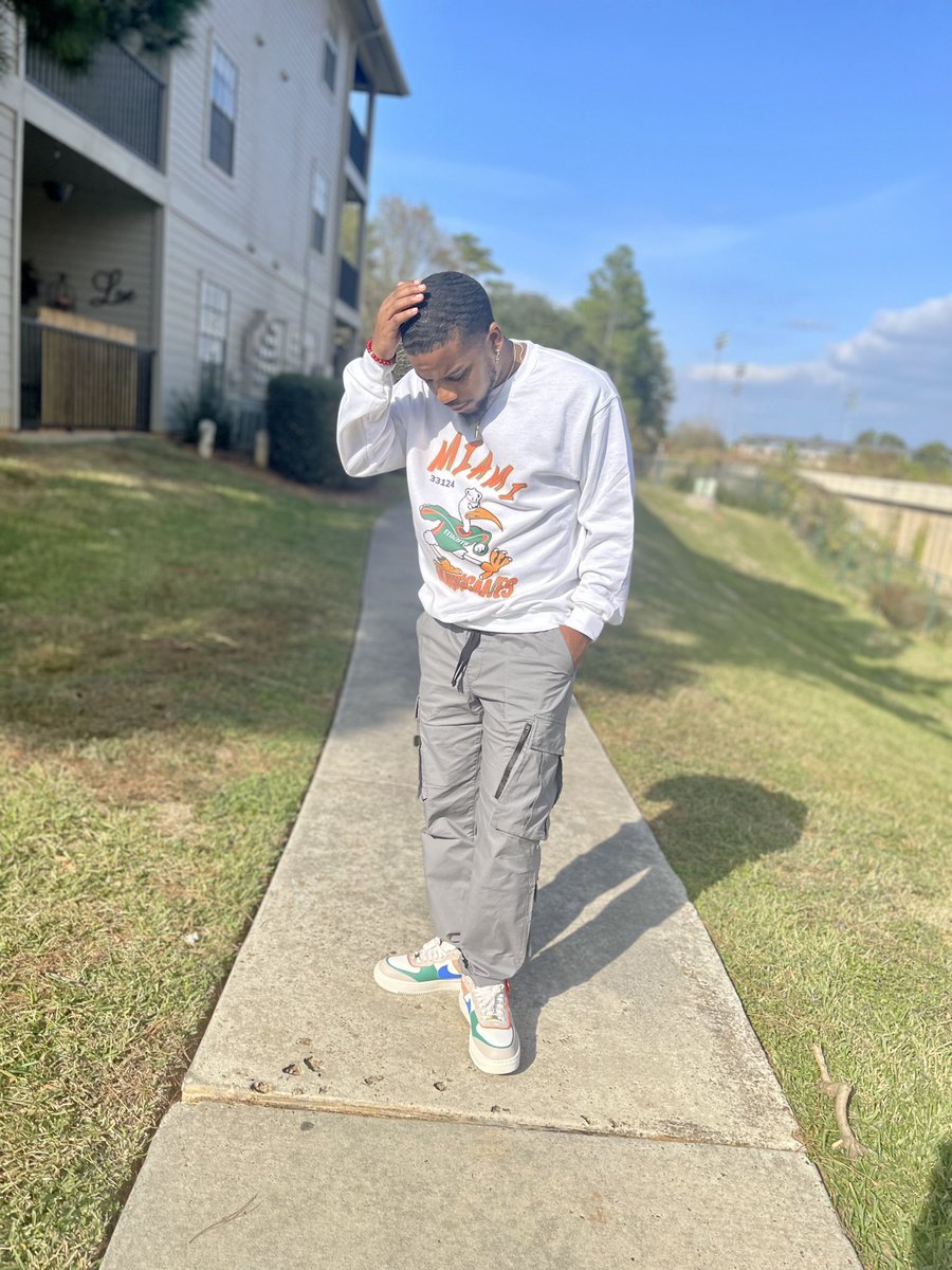 KreationsClo's tweet photo. 💚🧡Miami Hurricanes 🧡💚
.
.
.
Coming Soon 🤩 https://t.co/TLNym5Gn3Q