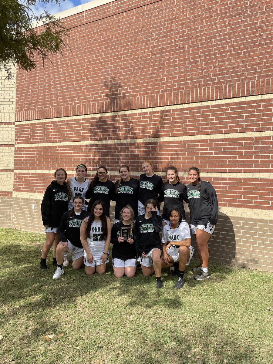 KParkGBBall's tweet photo. JV wins the consolation bracket 31-26 over Memorial. Great effort for the win. #NextChapter #OnlyNeedEveryone https://t.co/II0WKUZeV4