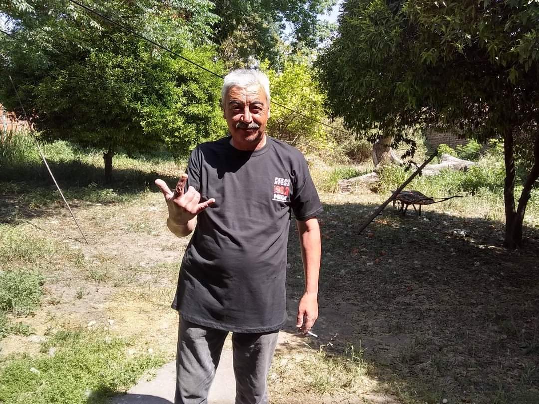 HASTA SIEMPRE PERRO PABLO GINESI!!!!!!......que suene el rock de Perro Negro en el cielo!!!!
#QEPD