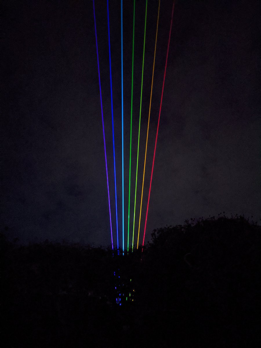 hhulbert's tweet photo. Shots of #GlobalRainbow in Poole this evening https://t.co/DTYMNHpyMY
