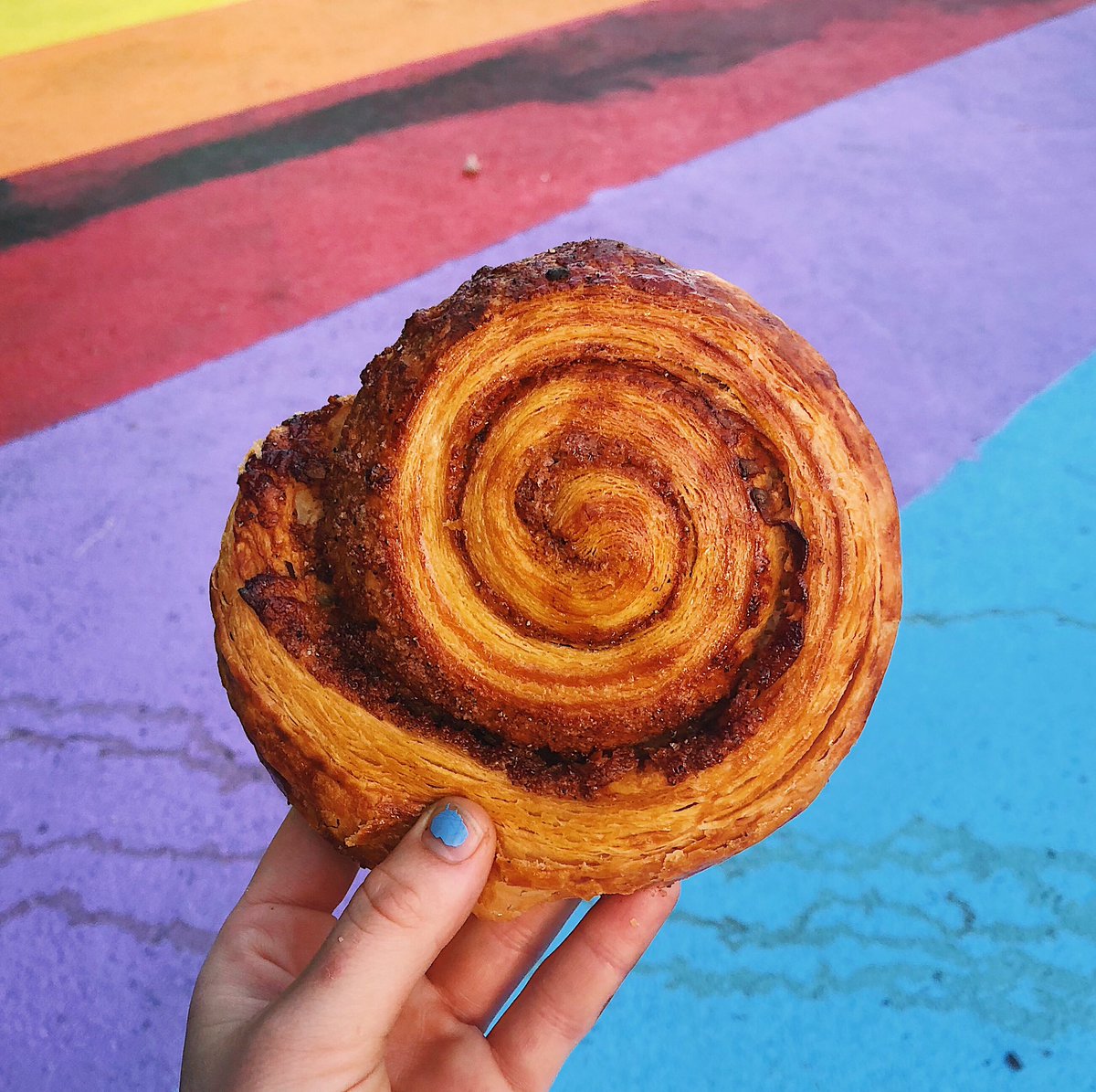CremaPDX's tweet photo. An oldie but a goodie ✨ 

#morningbun #ambun #cremapdx #cremalove #pdxbakery #pdxcoffee #portland #pdxeats https://t.co/m3HsLrpWAA