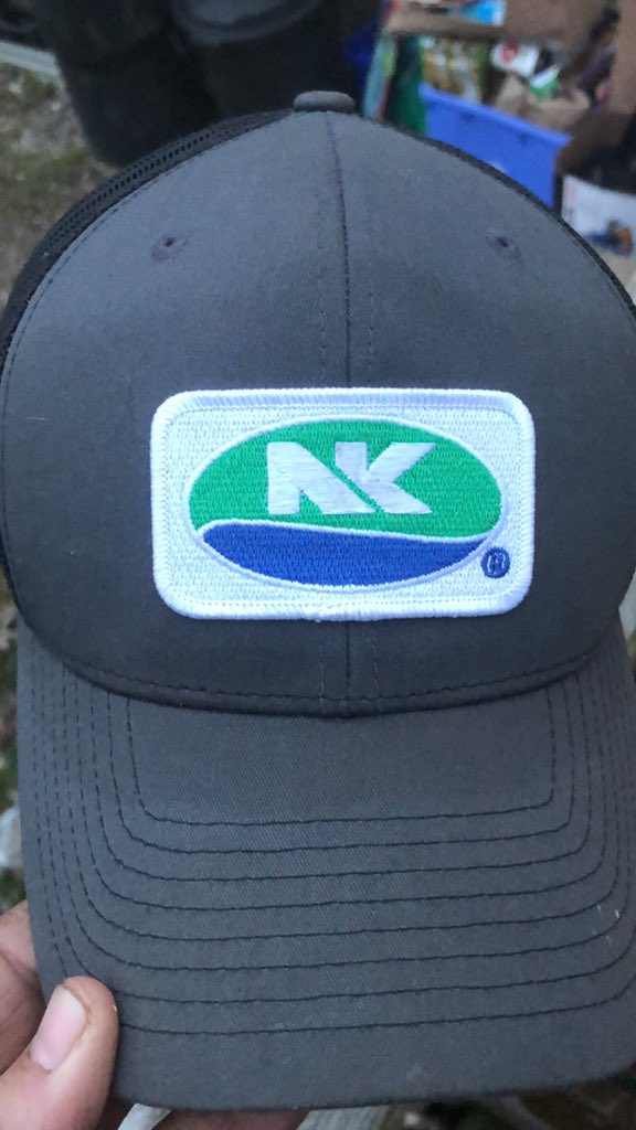 CottnEyeCletus's tweet photo. @Shawridgefarm @NKSeedsCanada Nice hats too!! https://t.co/hvgniT6Y5Z