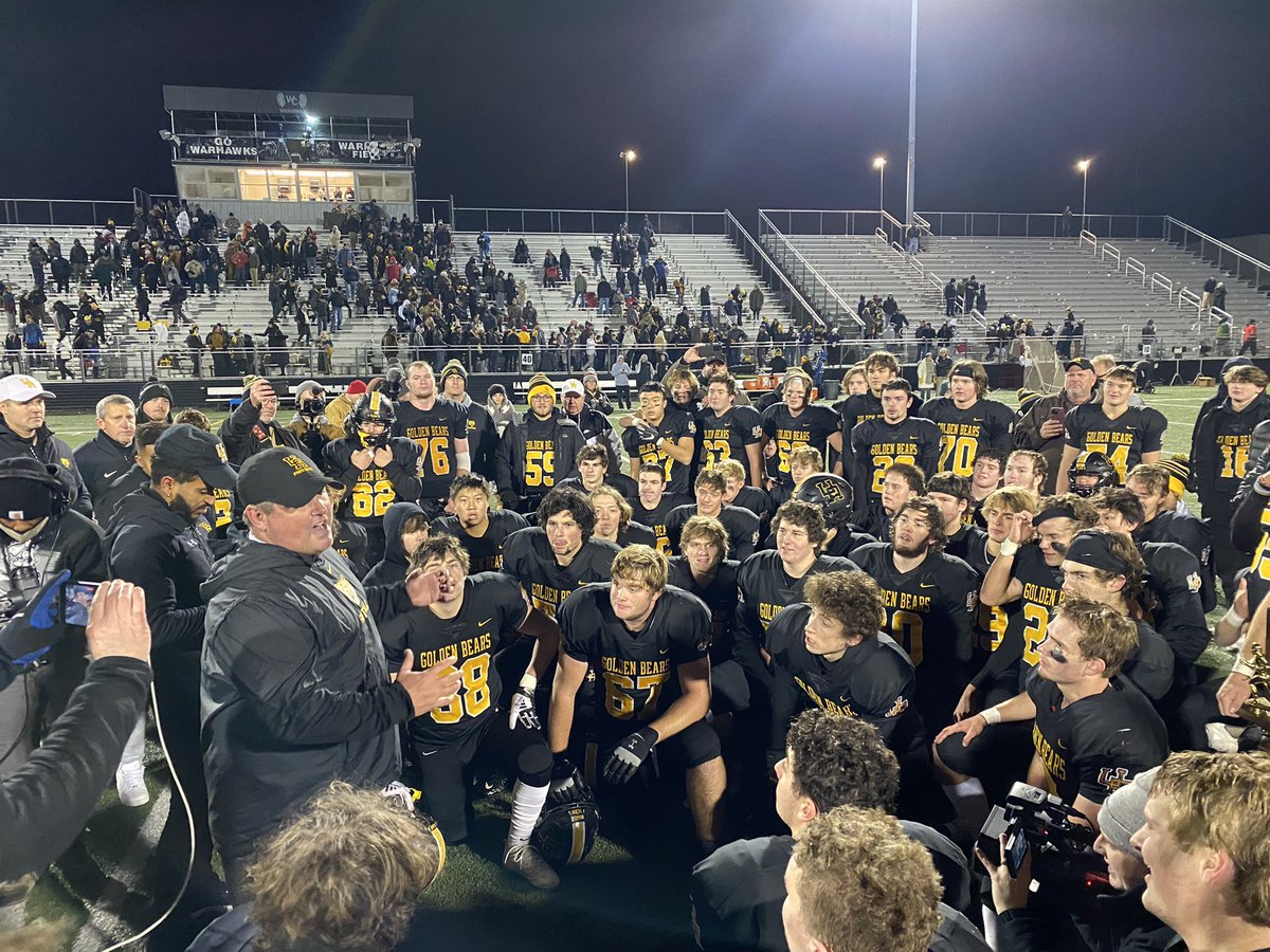 jbuttermore2's tweet photo. In honor of our first final 4 trip since 2000 I want to invite UA football alums, former coaches, cheerleaders, and parents of current players to practice at 9:45 on Thanksgiving Day to watch the finish of practice &amp; talk about what you have all meant to our football family! #DV https://t.co/8IvXqBwD8W