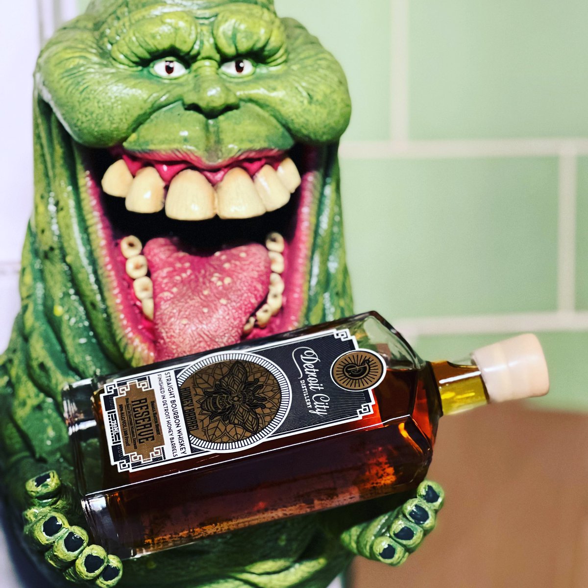 BeesInTheD's tweet photo. We ain’t afraid of no ghost 👻! Slimer claimed the first bottle of #detroitcitydistillery Honey Bourbon 🥃
Make sure to preorder yours on #blackfriday at 8am!
-
#savethebees #beesinthed #bourbon #honey #ghostbusters @DetroitCityDist https://t.co/KNagDmuRgj
