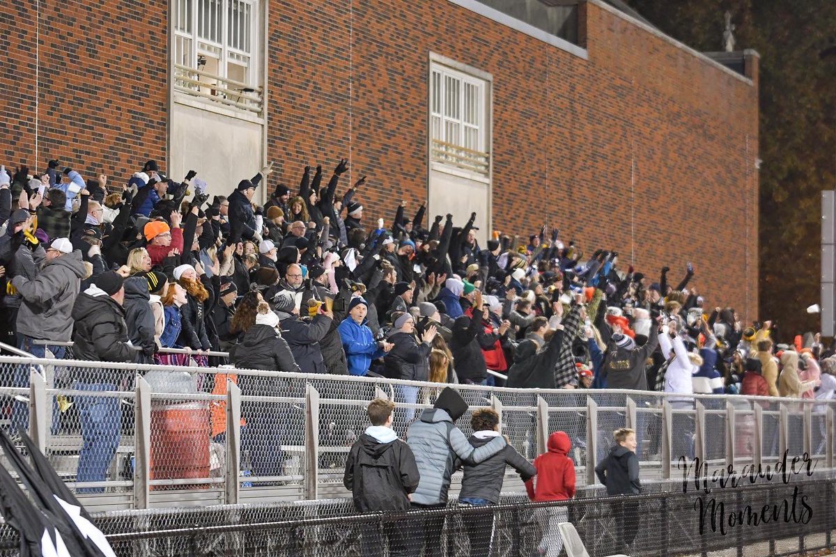Our Marauder fans are the best! #MarauderNation thank you for your support both near and far! 💛🖤🏈 #WeRMV #MarauderMoments <a href="/mvmarauders/">Mt. Vernon Athletics</a>