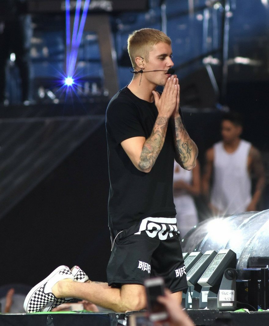 risofante's tweet photo. Please add Peru to the Justice Tour. We've been waiting for this event for a long time and now we are devastated. Please more dates! 

@Artes_Peru

@justinbieber

@Studio92

@Planeta107FM

#JusticeWorldTourInPeru https://t.co/Xtdusph9kG