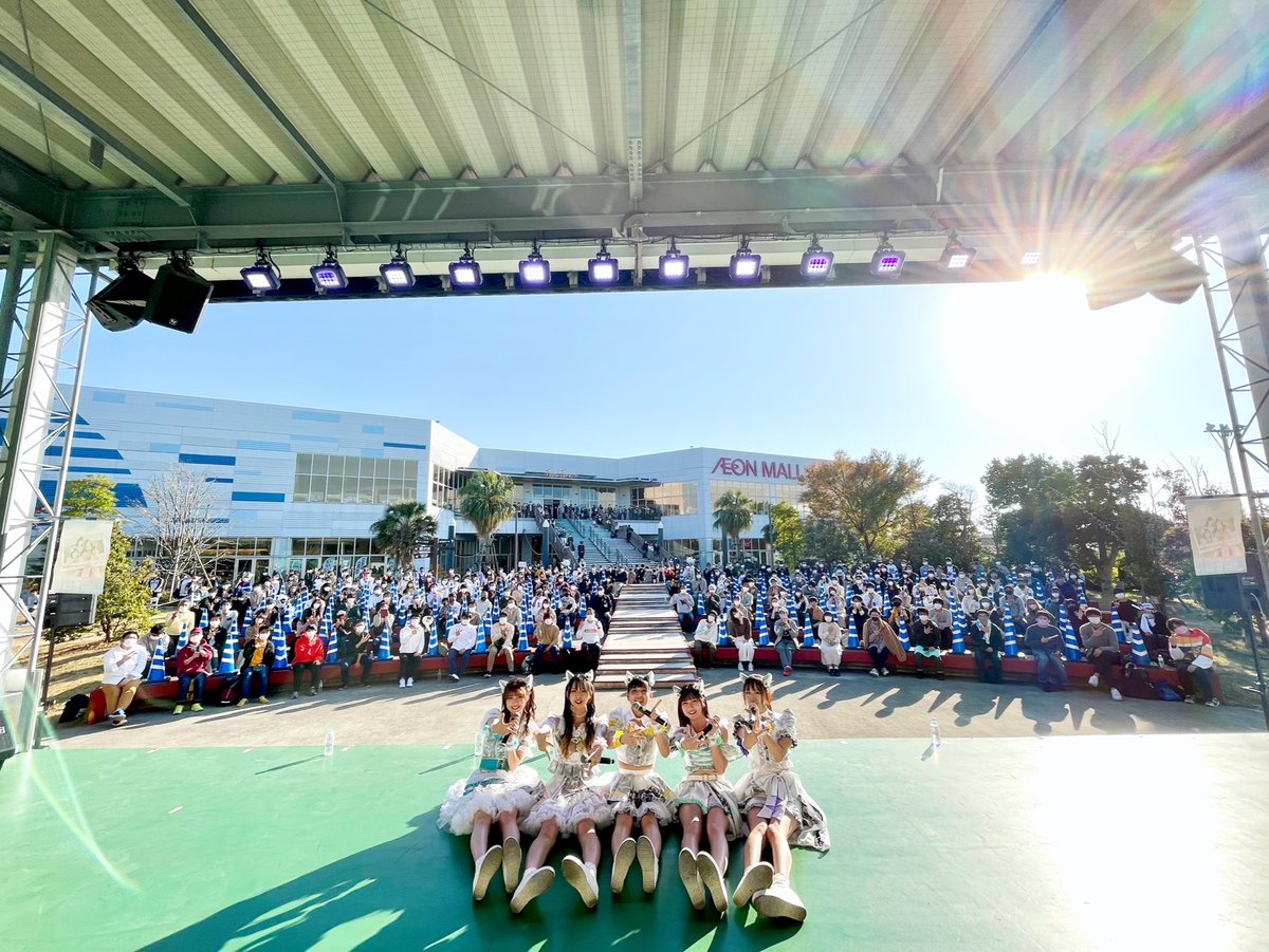 msBIG_eventPR's tweet photo. 【 #イオンモール常滑 】
2021/11/20
わーすたミニライブ&amp;特典会
✨2年ぶりのイベント✨前回もご来場の方々、今回はじめての方々、皆さま 本当にありがとうございました❗️
サイン入りの色紙とポスターをいただくことができましたのでご来店の際はぜひご覧になってください☺️
 #わーすた https://t.co/xPsqunKGdo
