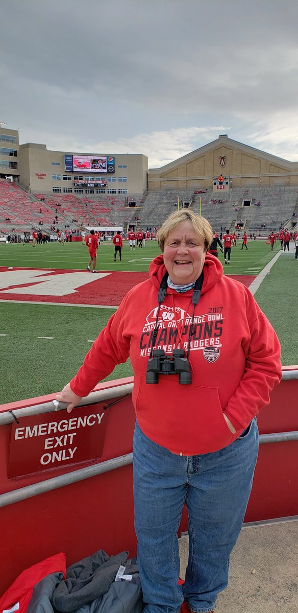 AnnSteffen's tweet photo. This is a perfect day for me! Go Badgers! 
#hardfoughtvictory
#thanksbrothers
#GoBadgers https://t.co/DOpc9D7tpy