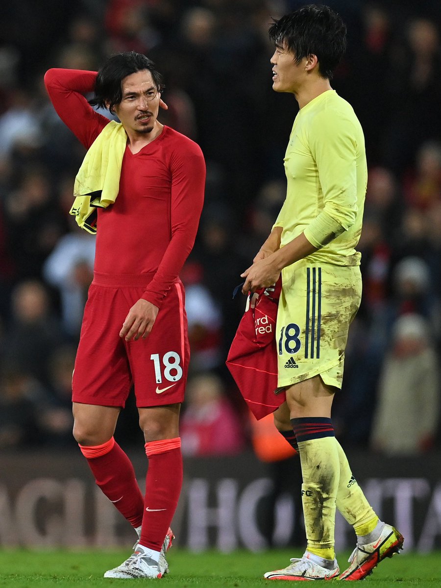 Goaloojp リーグ戦初ゴール おめでとう 南野拓実 冨安健洋 所属の アーセナル は 南野拓実 所属の リバプール に0 4と完敗し リーグ戦8試合ぶりの敗戦を喫した 二人は試合後 ユニフォームを交換した 試合詳細 T Co