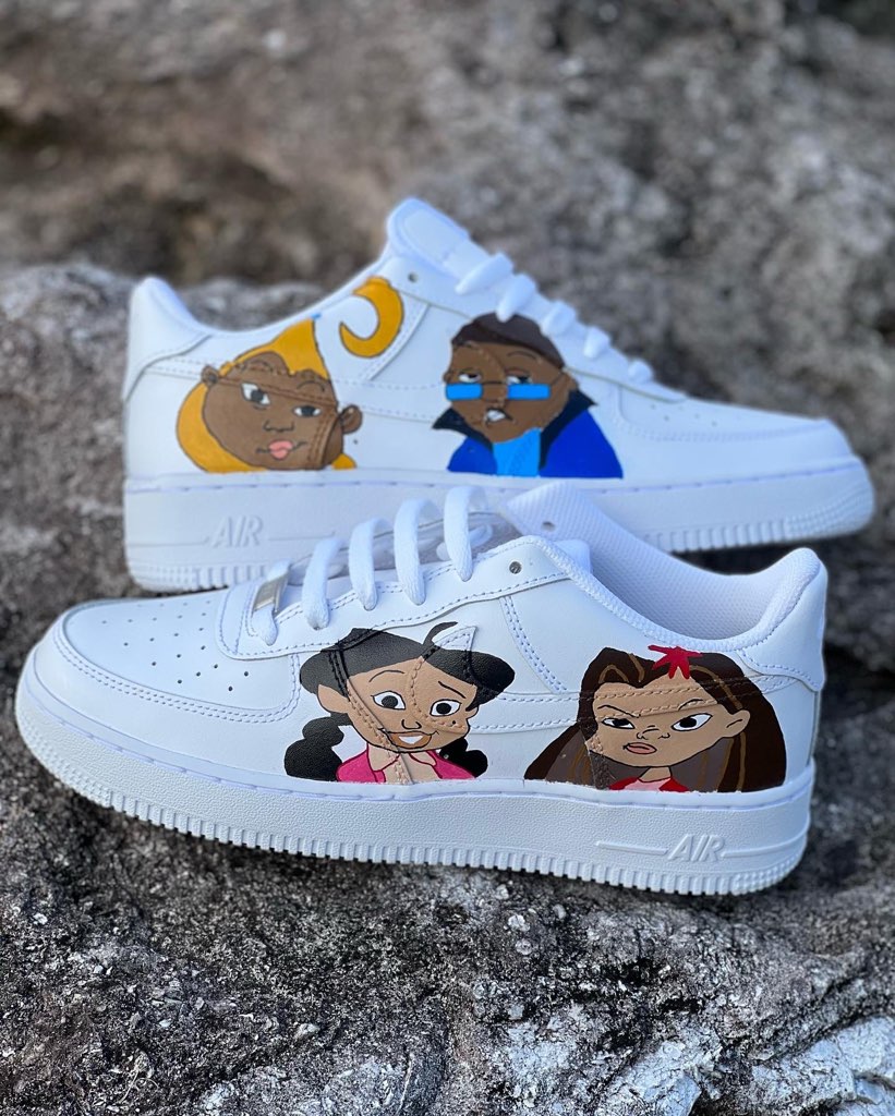 Marion42183251's tweet photo. Hi #sneaker lovers. Just dropped the Proud Family half custom design. Check out the Instagram and place your order. 
_m.customs_ 
#proudfamily #CartoonArt
#cartoons #sneakers #sneakerhead #customshoes #shoedesigns #nike #airforce1 #customairforces https://t.co/2MgkFyrDK7
