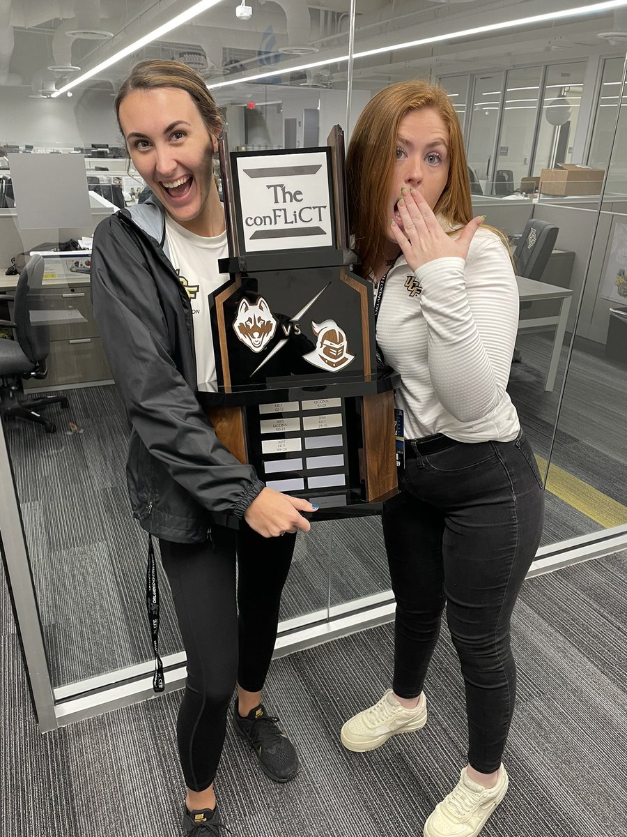 brookekmorris's tweet photo. Hey @BarstoolBigCat, @lexxcampagna and I found the trophy https://t.co/lbg8NW8C3M