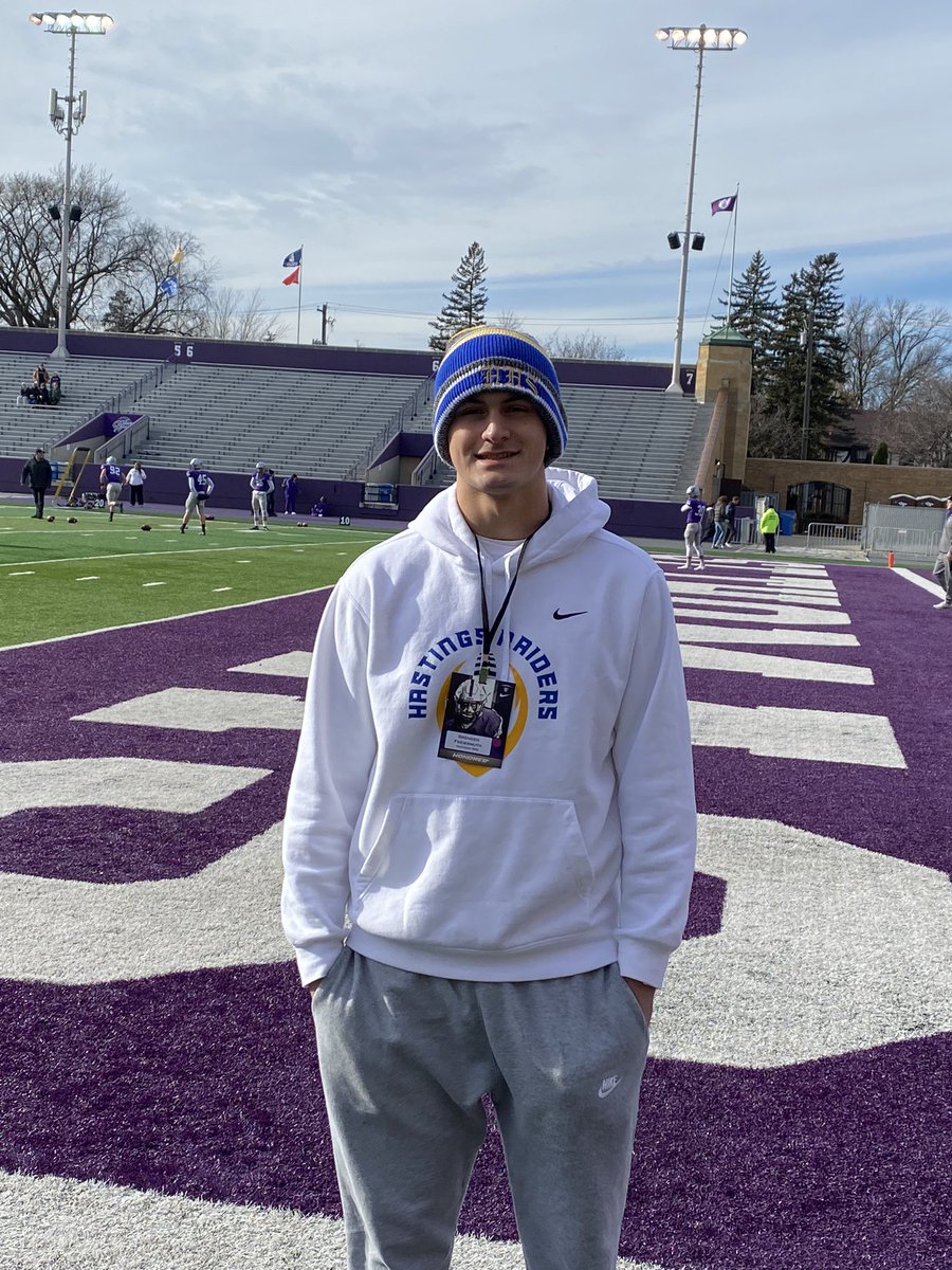 I had a great time at my game day visit to the University of St.Thomas today. Thank you to <a href="/CCarp1622/">CoachCarp1622</a> <a href="/UST_Football/">St. Thomas Football</a> <a href="/Coach_Caruso/">Coach Glenn Caruso</a>