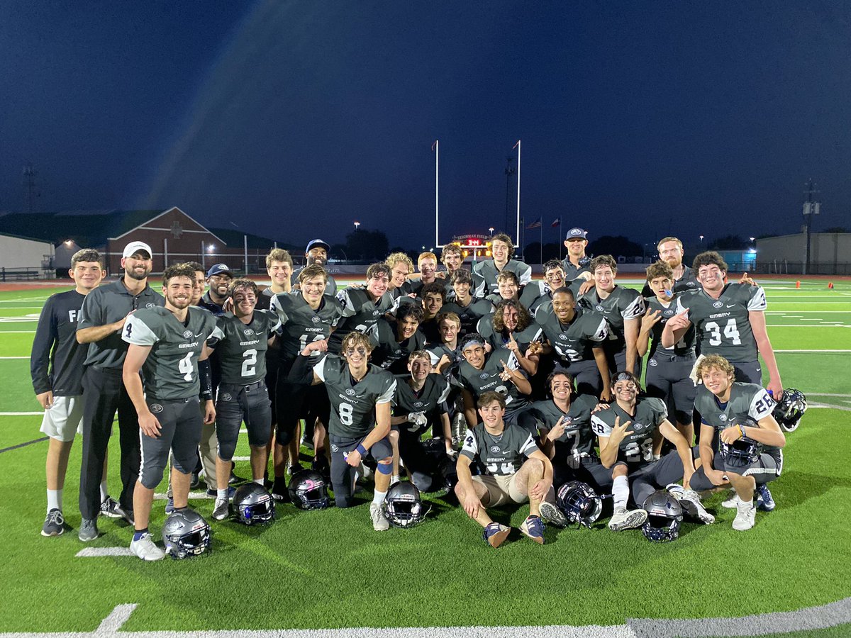 EmeryJags's tweet photo. Regional Champs…onto the TAPPS State Semifinals #txhsfb #lscsn #HoustonChronHS #sixmanfb #tappsfootball https://t.co/JiCMrRCLR8