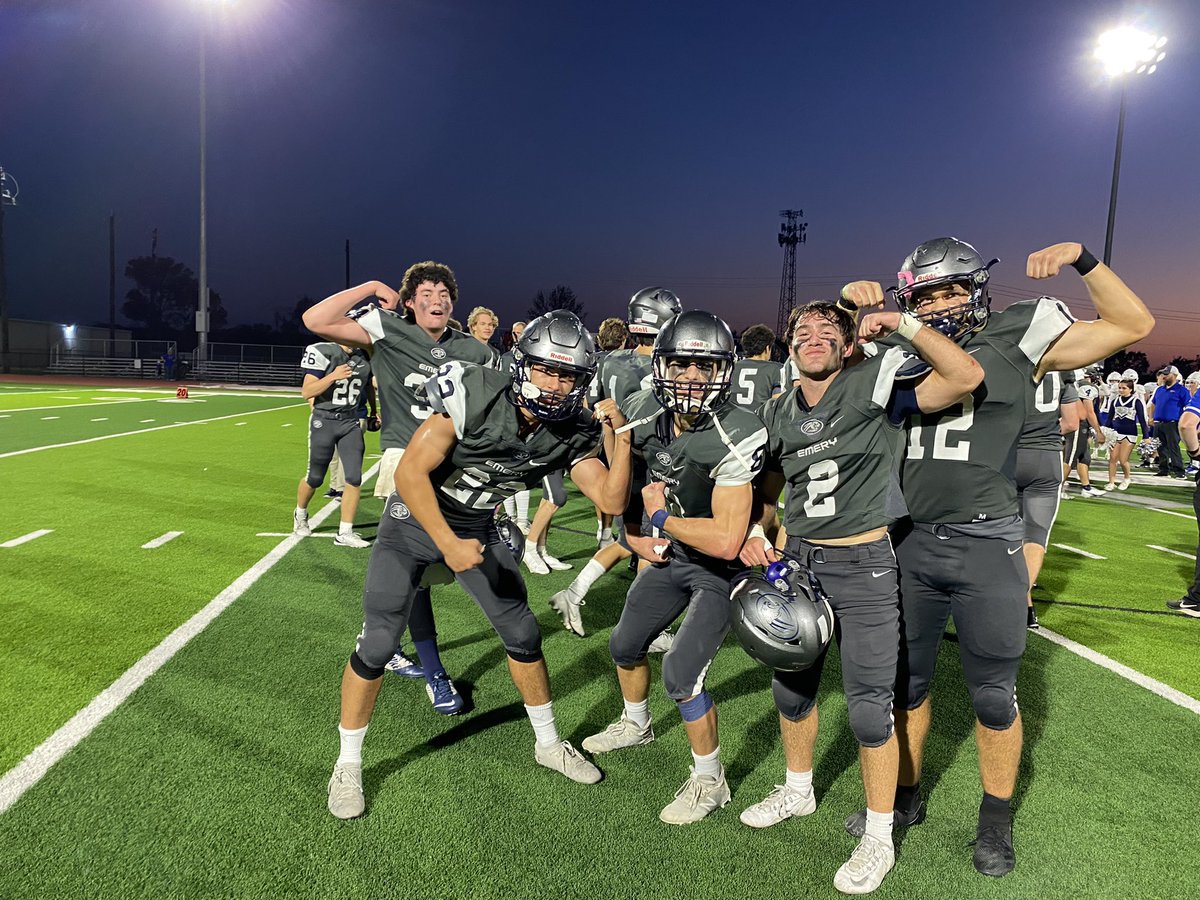 EmeryJags's tweet photo. Regional Champs…onto the TAPPS State Semifinals #txhsfb #lscsn #HoustonChronHS #sixmanfb #tappsfootball https://t.co/JiCMrRCLR8