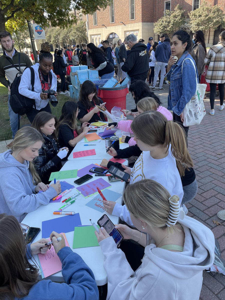 AlisonRison's tweet photo. SMU students came together this morning to assemble blessing bags and to march for homelessness awareness. Such a compassionate event.  #HomeIsAJourney #SignsofHumanity https://t.co/cBYSyEj5xB