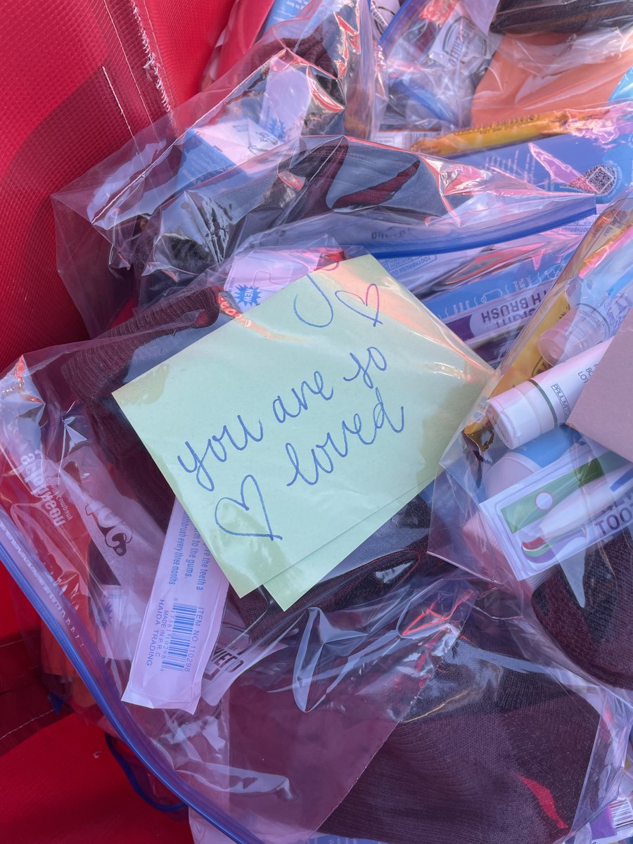 AlisonRison's tweet photo. SMU students came together this morning to assemble blessing bags and to march for homelessness awareness. Such a compassionate event.  #HomeIsAJourney #SignsofHumanity https://t.co/cBYSyEj5xB