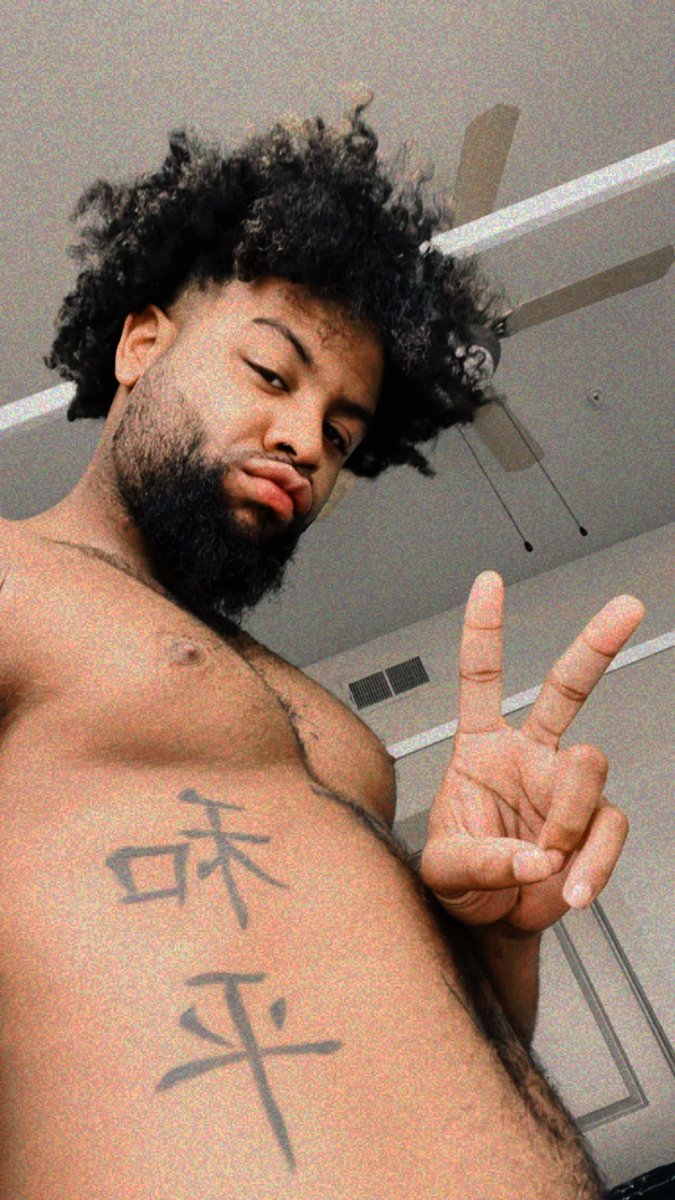 CamNxtDoor tweet media