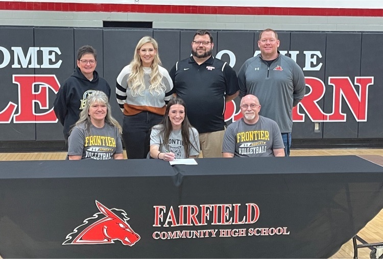 fchsmules's tweet photo. Congratulations to Lady Mule, Kenna Davis on signing with Frontier Community College to continue her education and volleyball career!!! https://t.co/4hqlXmdiep