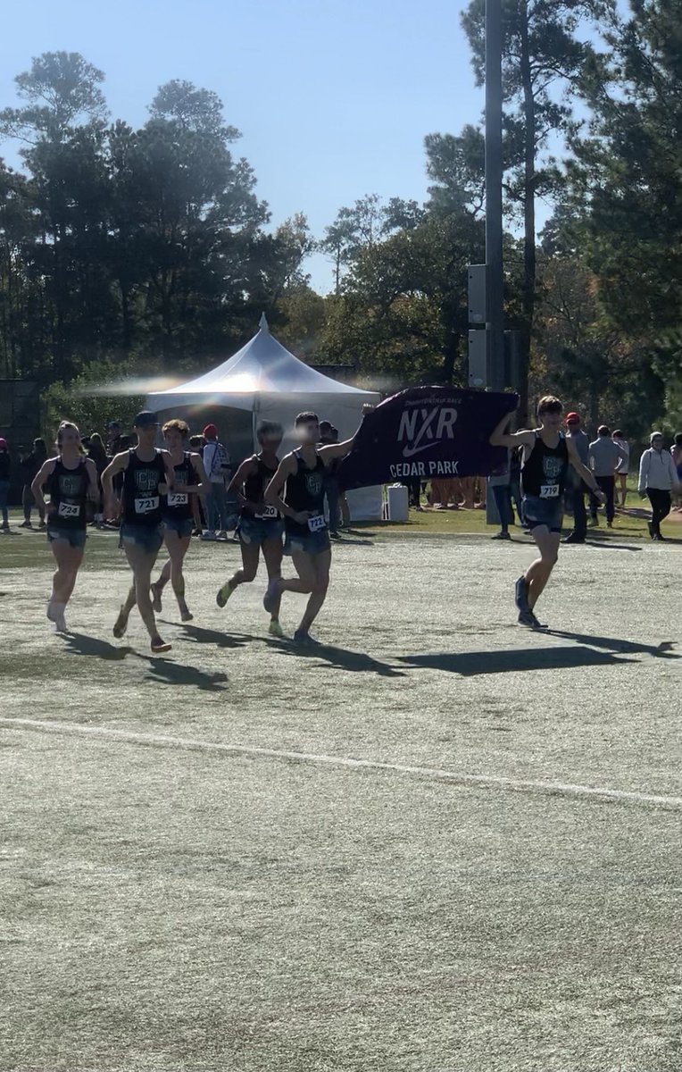 CPHS_XC's tweet photo. Great way to end the season. NXR never disappoints! https://t.co/RY0OspwhLr
