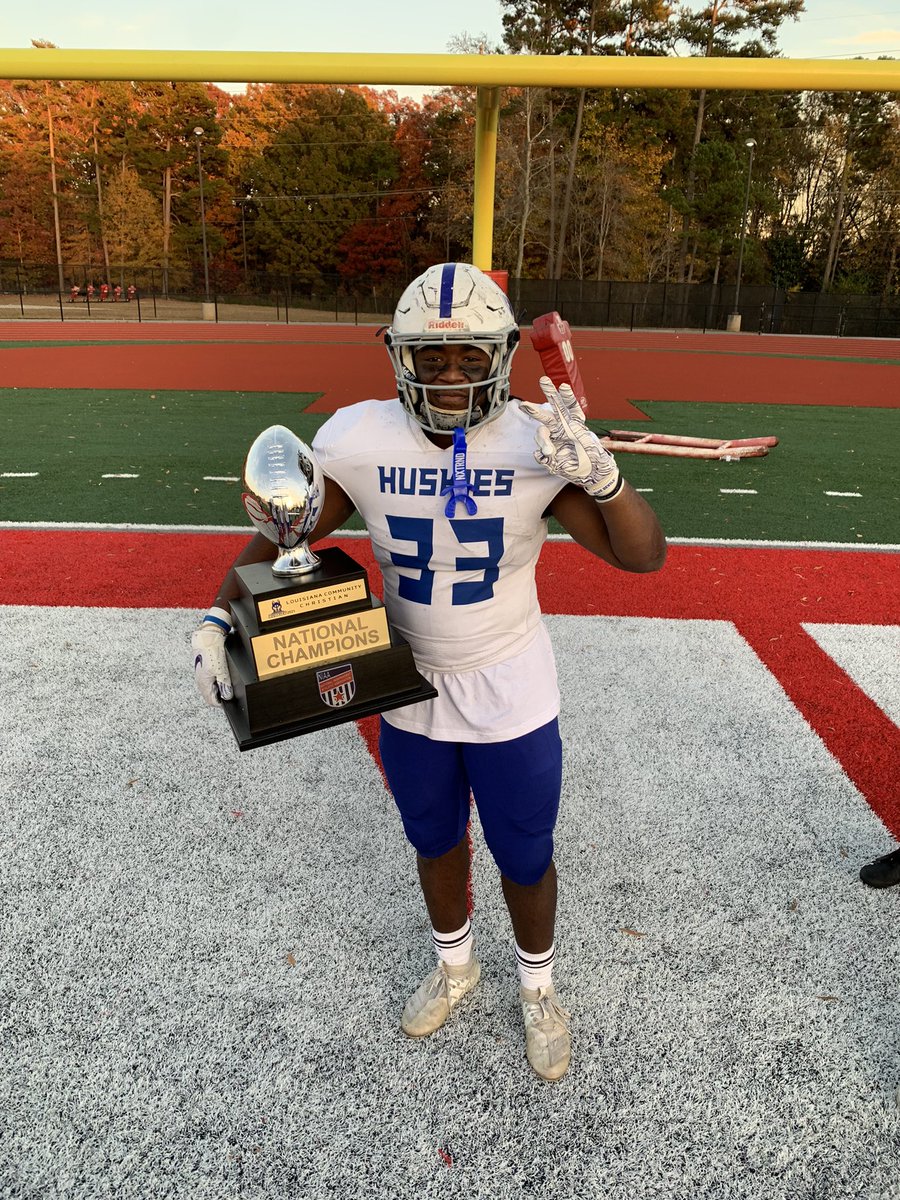 GoLive32's tweet photo. 2021 NIAA NATIONAL CHAMPS 🏆.

33-0

This is crazy because Gip been with me all season ❤️‍🩹. #longlivegip💔 https://t.co/RTvtCdRNxu