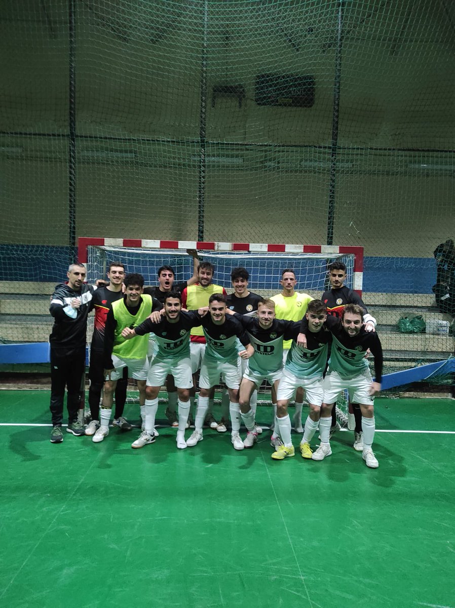 CFSARTILLEROS's tweet photo. Victoria 8-2 del Tercera División vs un gran @cdparaisosscc que nunca se rindió jugándonos mucho y bien de 5
Cortamos una racha de dos partidos sin sumar para engancharnos al🚅 de cabeza🔙.Enorme equipo🙌

⚽⚽⚽ @Danielo_cc
⚽⚽Álvaro
⚽ @feerp__
⚽ @JCollantesG
⚽ @albertoo_m_ https://t.co/BqWpohLGk0
