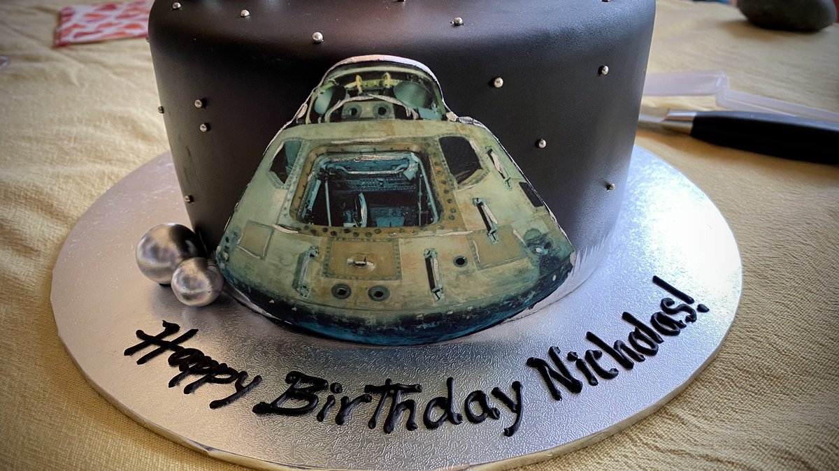 NickWeirShowbiz's tweet image. Last year it was the #SaturnV booster, and this year it’s the #Apollo11  #CommandModule, (with that beautiful logo #MissionPatch) that gets a tribute on my birthday. (~All edible, and all very tasty!). #Happy.