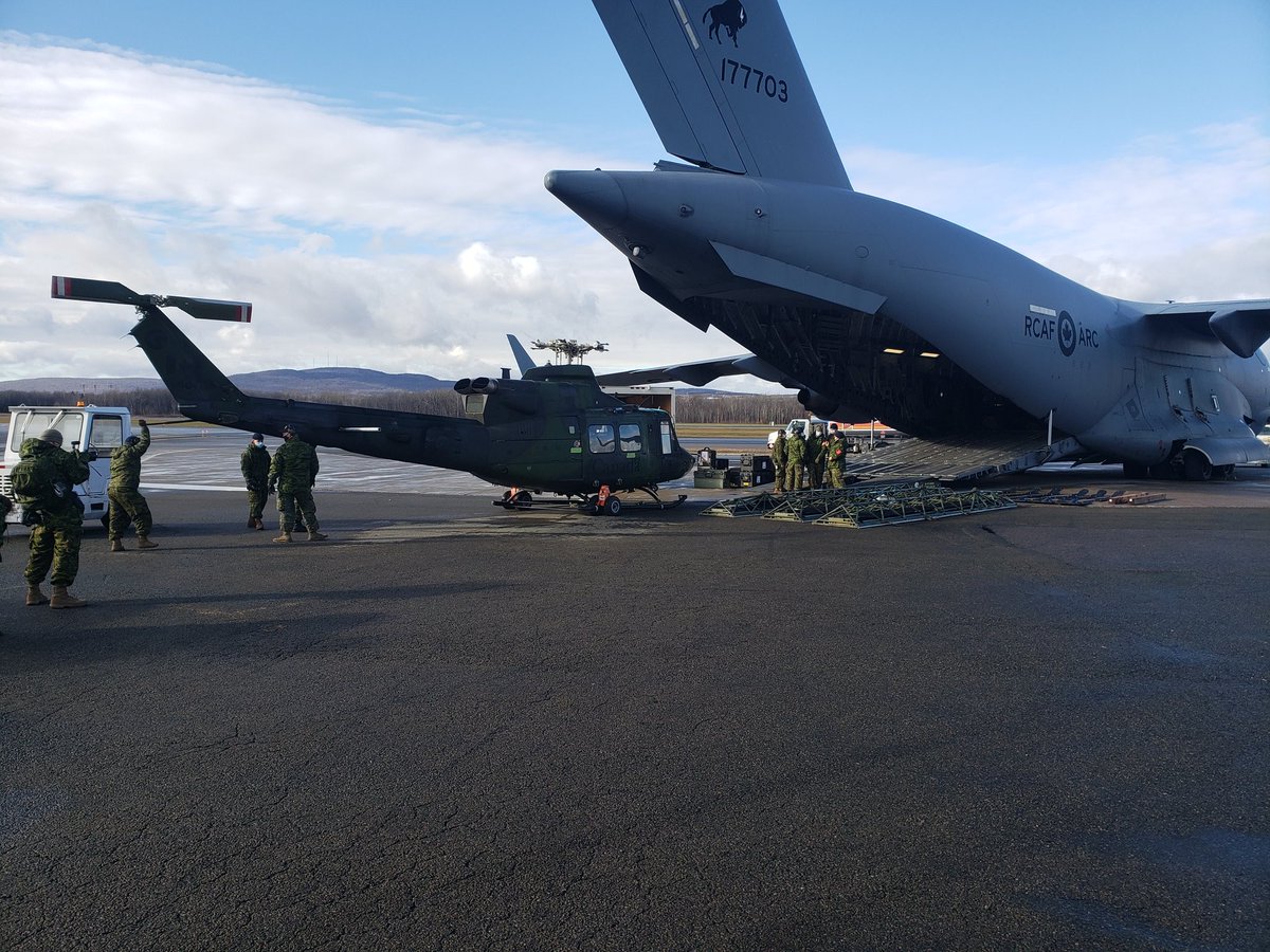 AbbyPoliceDept's tweet photo. A huge thank you to our Canadian Armed Forces. They have been  helping our community over the last few days. Approximately 100 officers are on the ground now helping and about 300 more are continuing to arrive. @CFOperations https://t.co/XffKzSdMV7