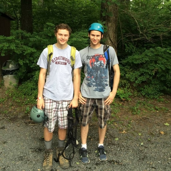 JohnnyCap tweet media