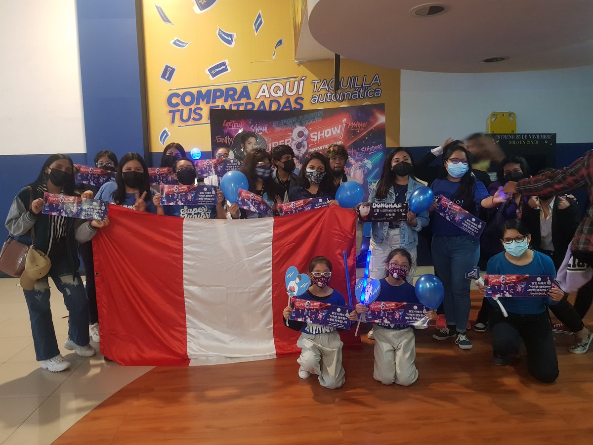 KillariSJPeru's tweet photo. ELF de Peru en cinépolis Plaza Norte #SS8enCinepolisPeru #SS8inPeru @SJofficial https://t.co/jgevTVgqpI