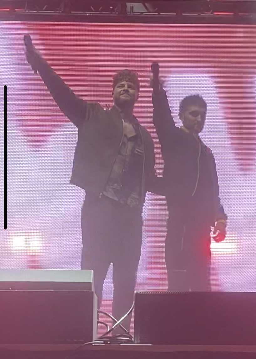 Did I cry during <a href="/thewanted/">The Wanted</a> set?? Yes. Yes I did. <a href="/MaxGeorge/">Max George</a> <a href="/NathanSykes/">Nathan Sykes</a> <a href="/TomParker/">Thomas Parker</a> <a href="/SivaKaneswaran/">Siva Kaneswaran</a> <a href="/JayMcGuiness/">Jay McGuiness</a> 
So proud of you all.